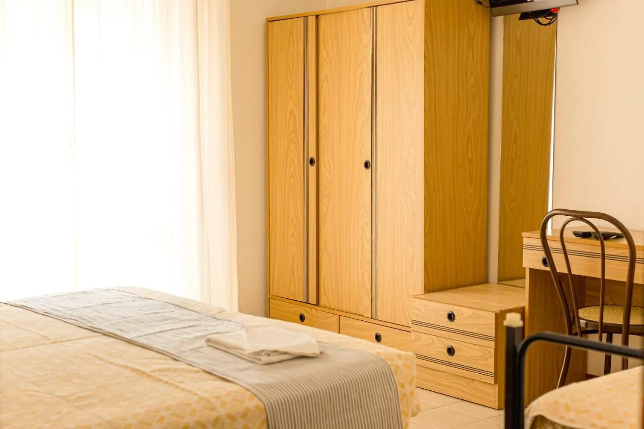Pensione Villa Elsa B&B Rimini 0*,  Italy
